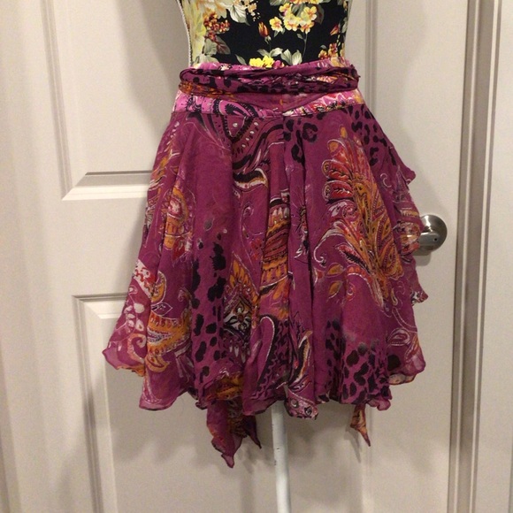 Just Cavalli Dresses & Skirts - Roberto Cavalli Y2K Asymmetrical Paisley/Animal Print Skirt